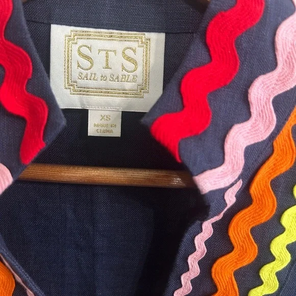 Like new linen Sail to Sable Navy Tunic with Colorful Ric Rac detailing. Size XS - Picture 2 of 12